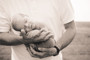 Pure Simple Outdoor Newborn Photography