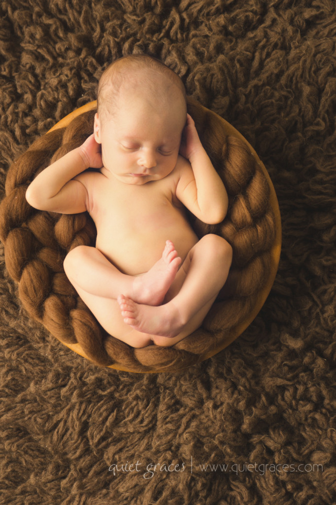 Simple Organic Newborn Photography (5)