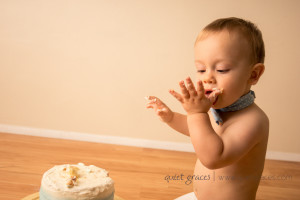 Soapy Baby Toes from a cake smash photography taylors sc