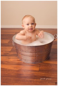 Cake Smash Bubble Bath Photography Simpsonville SC