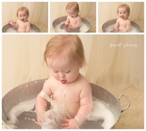 One Year old bath Time Pictures Travelers Rest