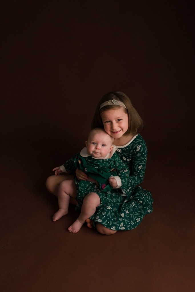 Spartanburg SC Simple Timeless Modern Studio Photographer